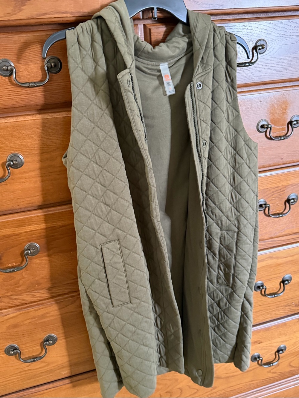 Mono B Quilted Hooded Vest in Olive